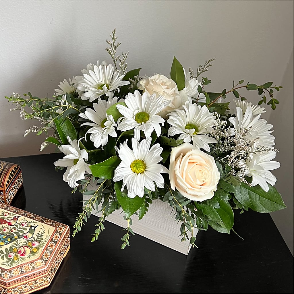 Fresh Linen Box Bouquet – Forget Me Not Flowers, Whitney TX