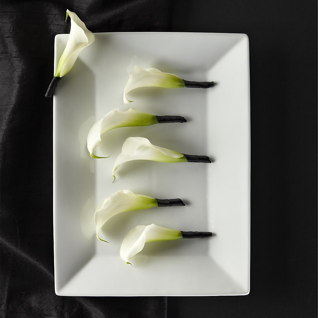 Calla Lily Promise Boutonniere – Forget Me Not Flowers, Whitney TX