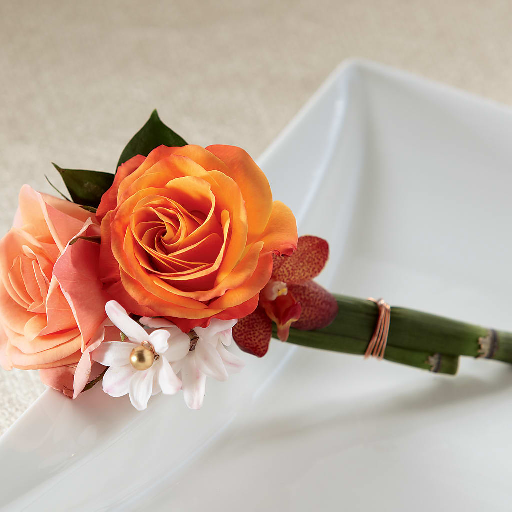 Sunset Dream Boutonniere – Forget Me Not Flowers, Whitney TX