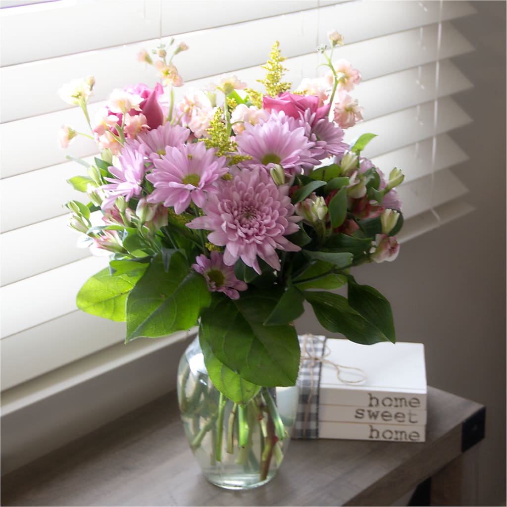Pastel Tradition - A Florist Original –  Forget Me Not Flowers, Whitney TX