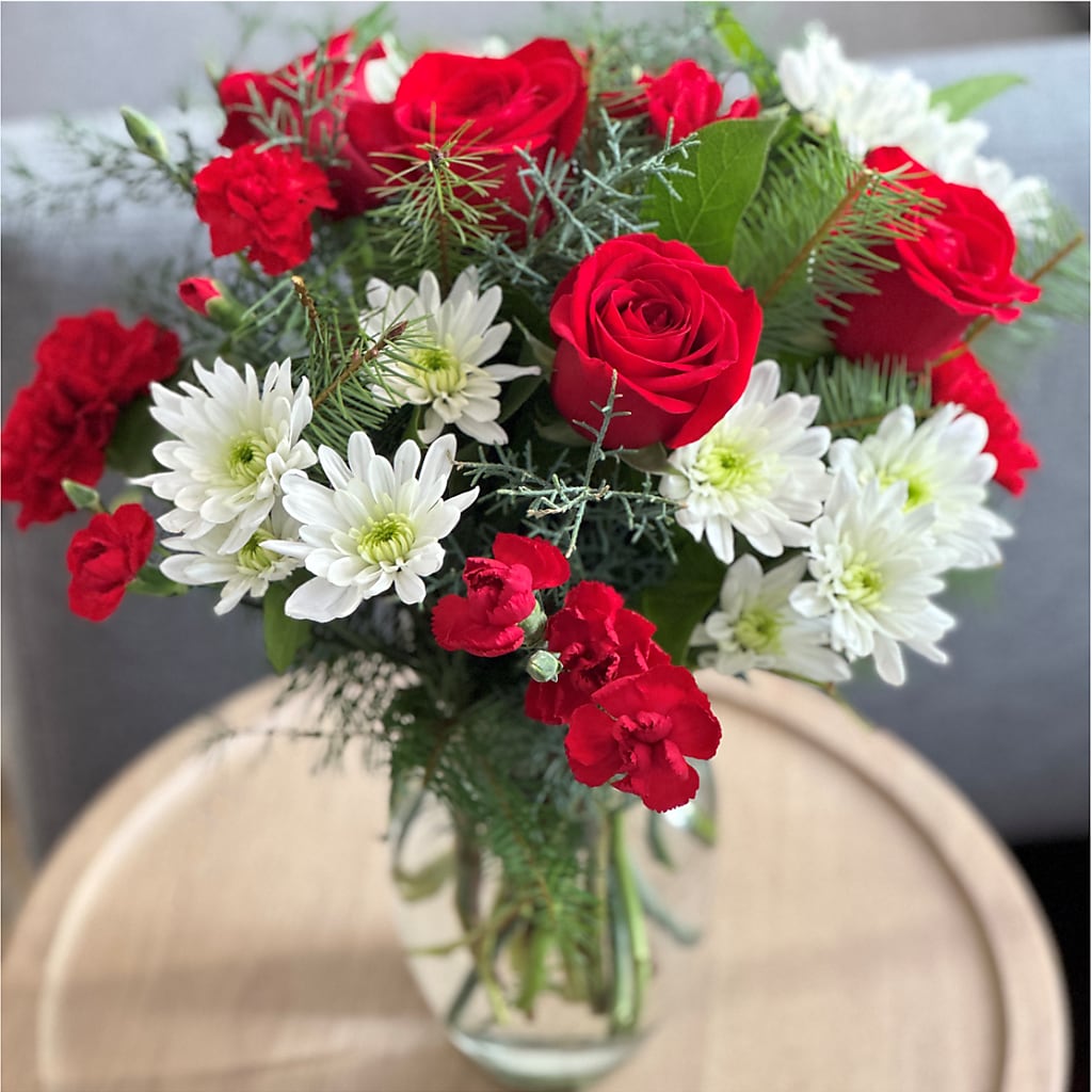 Seasonal Magic Bouquet –  Forget Me Not Flowers, Whitney TX