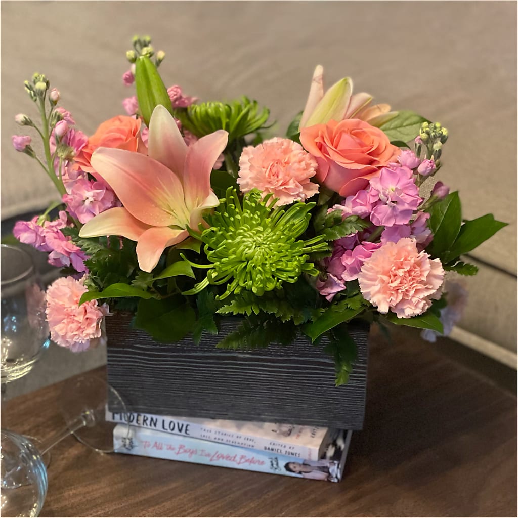 Beautiful Spirit Basket –  Forget Me Not Flowers, Whitney TX