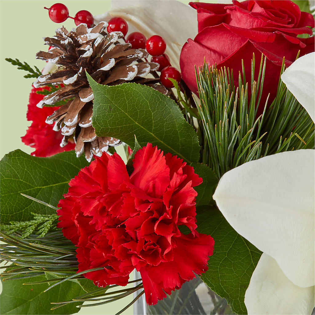 Glistening Icicles Bouquet –  Forget Me Not Flowers, Whitney TX