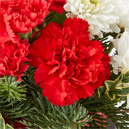Christmas Market Bouquet –  Forget Me Not Flowers, Whitney TX